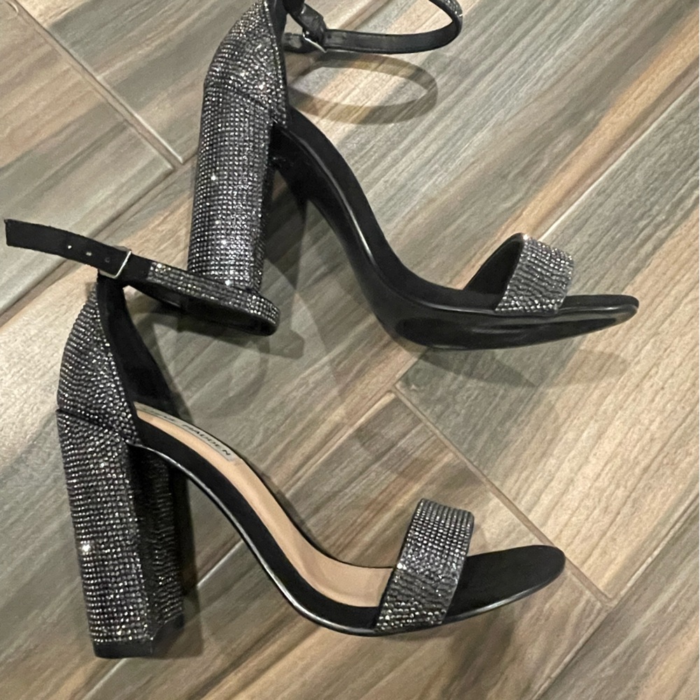 Steve Madden carrson heels